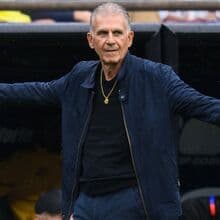 <![CDATA[ Queiroz volta ao tema do VAR: «Deveria estar lá para ajudar os árbitros. Já devíamos estar apurados» ]]>