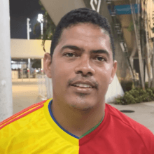<![CDATA[ «Sou colombiano de nascença, mas Cristiano Ronaldo fez-me amar Portugal»: uma camisola que representa duas paixões ]]>