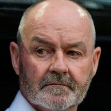 <![CDATA[ Steve Clarke deixa cargo de selecionador da Escócia após eliminação do Mundial'2026 ]]>