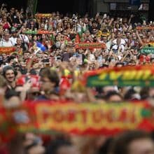 <![CDATA[ Comunidade portuguesa em Toronto vive momento histórico com presença da Seleção   ]]>