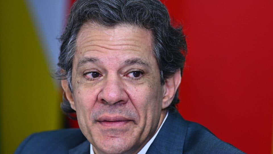 Haddad relata abordagem “ostensiva” e “intimidadora” da PM em SP e cobra Tarcísio