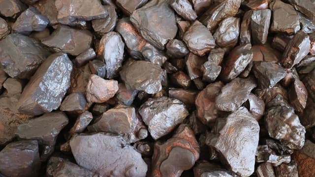 Brasil e União Europeia realizam fórum sobre minerais críticos e transição energética