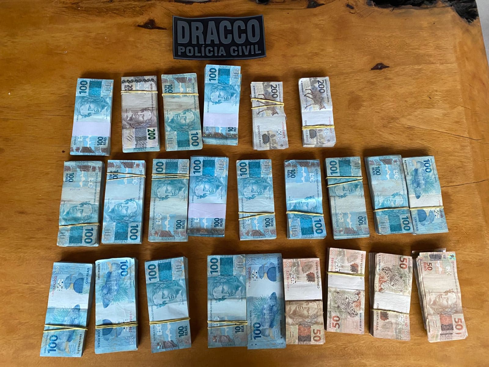 Médico investigado por fraude na saúde tinha R$ 222 mil em “dinheiro vivo”
