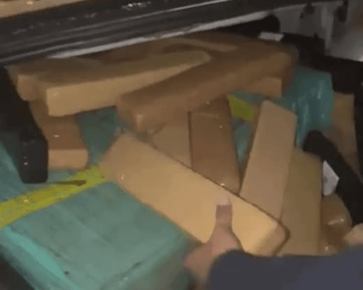 Estudante de Medicina tenta fugir e é pego traficando 570 kg de maconha 