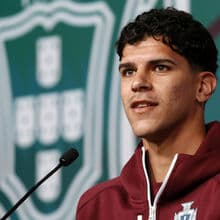 <![CDATA[ Tottenham entra na corrida por Mateus Fernandes ]]>