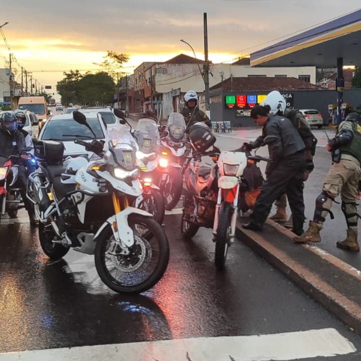 Motocicleta é apreendida após acumular R$ 290 mil em multas