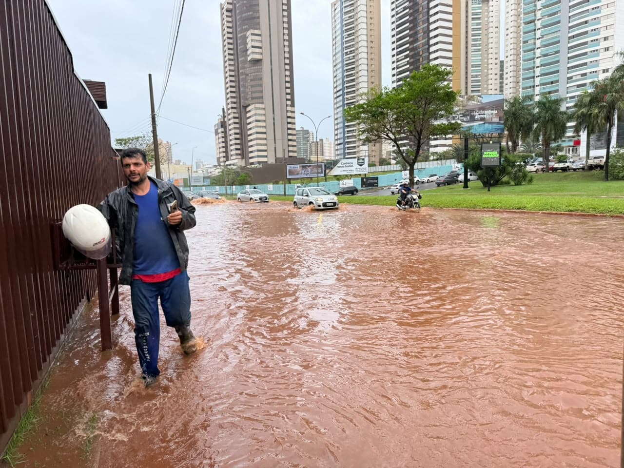 Os alagamentos pioraram no seu bairro nos últimos anos? Vote na enquete