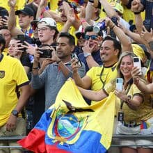 <![CDATA[ Presidente do Equador decreta feriado nacional após triunfo sobre a Alemanha ]]>