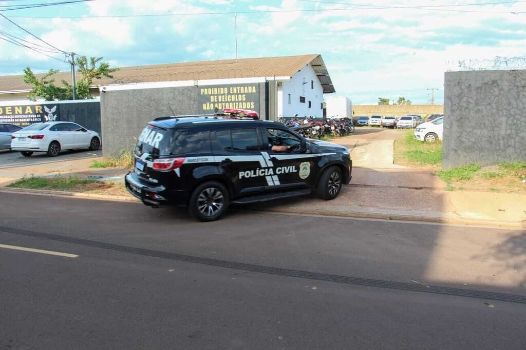 Operação contra tráfico prende casal e bloqueia R$ 10 milhões do crime
