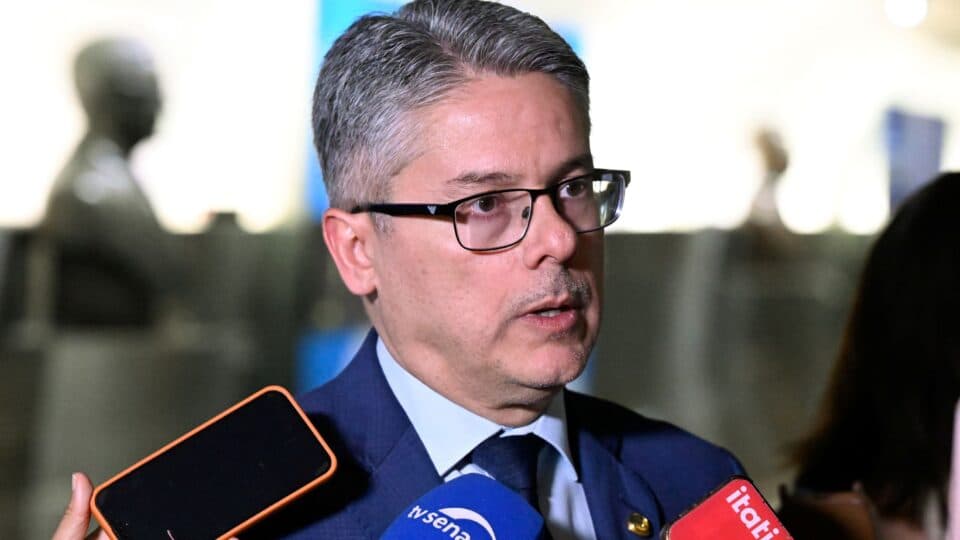 Vieira pede que Zanin reavalie instalação da CPI sobre Moraes, Toffoli e Vorcaro
