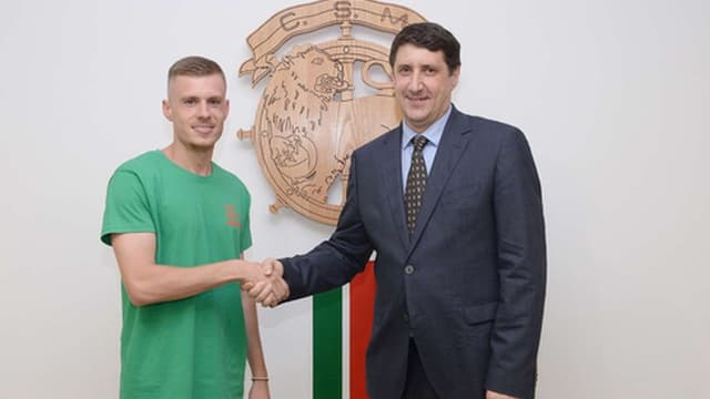 Maxime Dominguez é o primeiro reforço do Marítimo