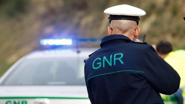 GNR deteve quatro pessoas e apreendeu duas embarcações com droga em Setúbal
