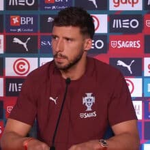 <![CDATA[ Rúben Dias e o empate frente à RD Congo: «Há tantos teóricos que as pessoas já se aperceberam do que não correu bem» ]]>
