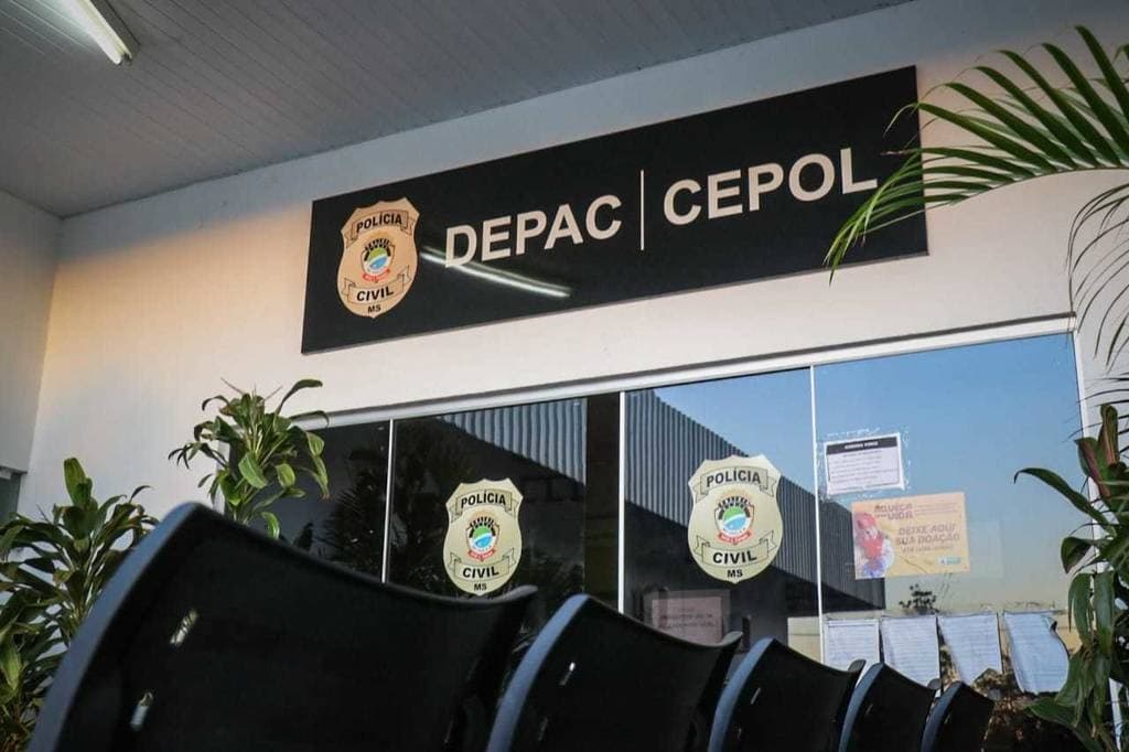 Dono de box no Camelódromo é preso por receptar celulares furtados