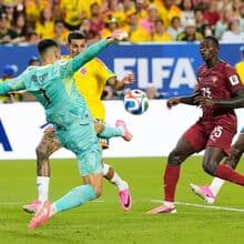 <![CDATA[ Diogo Costa: «Trocava o prémio de melhor em campo pela vitória» ]]>