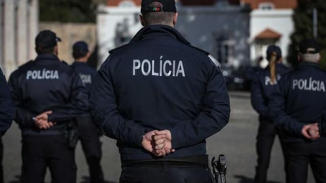 Director da PSP exorta candidatos a concorrerem a "carreira aliciante" nacional e internacional