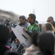 <![CDATA[ Guilherme Ribeiro nos 'quartos' e Frederico Morais eliminado em Peniche ]]>