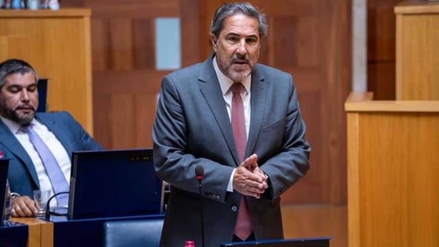 Foi José Pedro Pereira o último deputado a passar a independente antes de Miguel Castro?