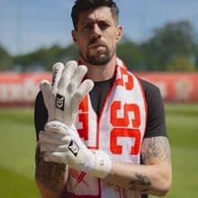 <![CDATA[ Oficial: Caio Secco reforça a baliza do Leixões ]]>