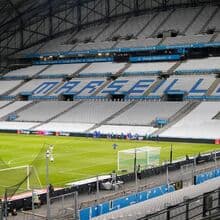 <![CDATA[ Marselha multado pela UEFA em 10 milhões de euros por violar fair-play financeiro ]]>