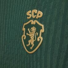 <![CDATA[ Sporting apresenta camisola comemorativa dos 120 anos: edição é limitada a sócios ]]>