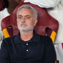 <![CDATA[ Mourinho partilha mensagem depois do regresso a Roma: «Só posso expressar a minha gratidão» ]]>