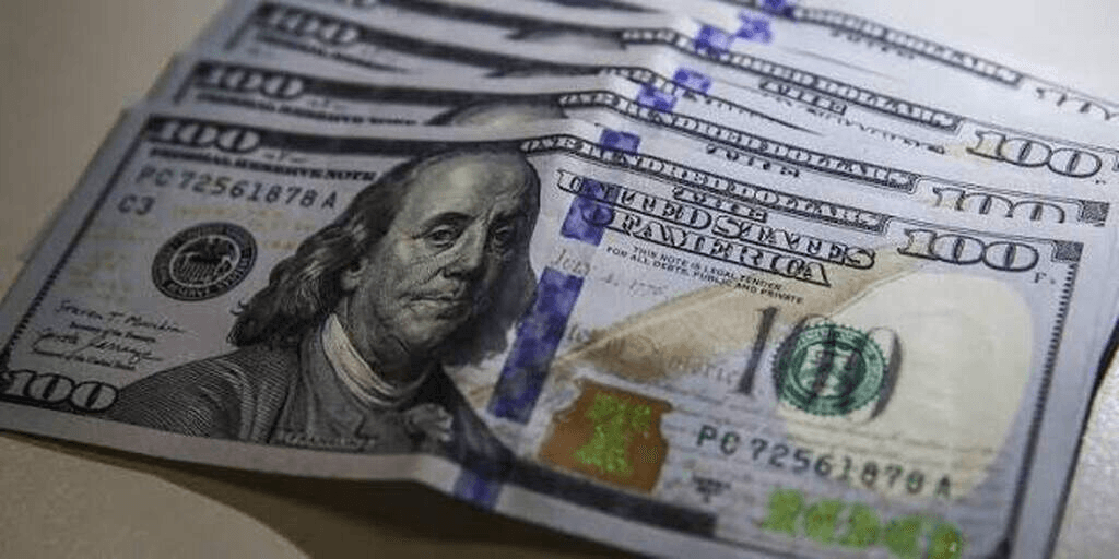Dólar recua 0,28% para R$ 5,07 no último pregão da semana