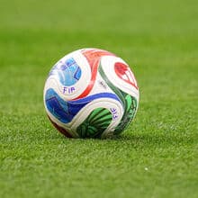 <![CDATA[ Chefe da NASA promete levar bola do Mundial à lua... se Estados Unidos forem campeões ]]>