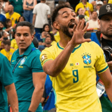 <![CDATA[ Matheus Cunha provoca japoneses: «Eu tenho cinco» ]]>