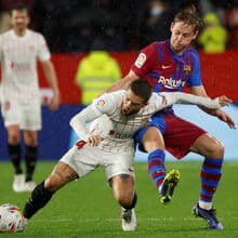 <![CDATA[ Van der Vaart aconselha De Jong ao Bayern ]]>