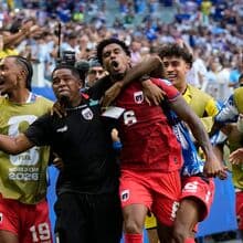 <![CDATA[ Kevin Pina orgulhoso pelo primeiro golo de Cabo Verde em fases finais dos Mundiais: «Muita felicidade» ]]>