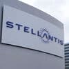 Stellantis vai dispensar 175 trabalhadores em Madrid, mas futuro da fábrica está "garantido"