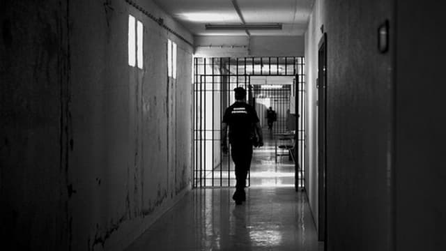 Cuidados de psiquiatria no sistema prisional em "situação de ruptura"