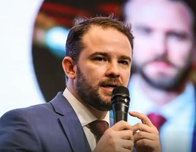 Desenrola para adimplentes deve ser a informais com dívidas de até R$ 15 mil