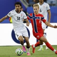 <![CDATA[ Aperta o cerco a Schjelderup: italianos insistem no interesse de Milan e Como ]]>
