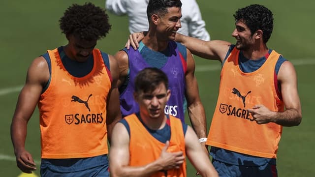"Não sentimos obrigação de passar a bola ao Ronaldo", Francisco Conceição