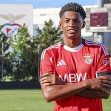 <![CDATA[ Benfica segura Dilan Neves: «Chegar à equipa A é o que ambiciono desde pequeno» ]]>