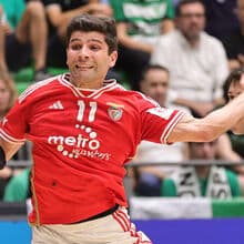 <![CDATA[ Belone Moreira e o adeus à Luz: «Foi difícil despedir-me do Benfica» ]]>