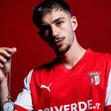 <![CDATA[ Adrian Bajrami: «Acompanhei o Sp. Braga e fiquei surpreendido com a forma como jogaram» ]]>