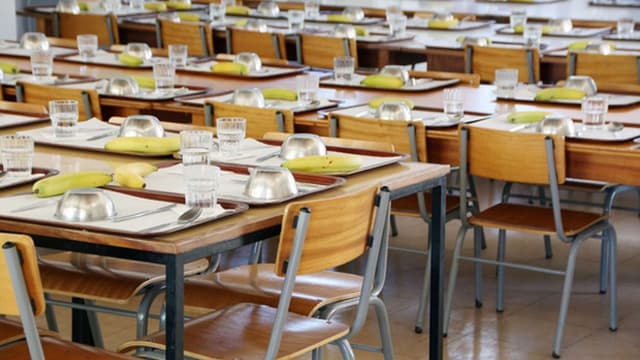 Refeitórios escolares limitam doces e proíbem alimentos processados