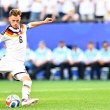 <![CDATA[ Kimmich teve de escolher os batedores de penáltis na morte súbita e Goretzka recuou ]]>