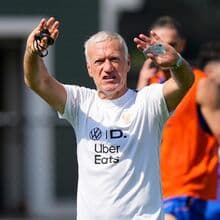 <![CDATA[ Deschamps pede foco ]]>