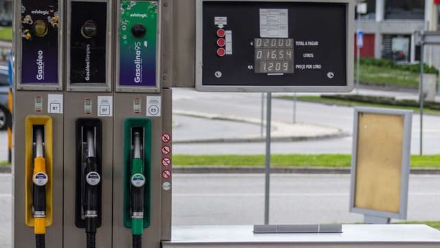 Gasolina sobe e gasóleo desce na próxima semana