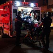 <![CDATA[ Incêndio em base militar canadiana em Alberta causa vários mortos e feridos ]]>