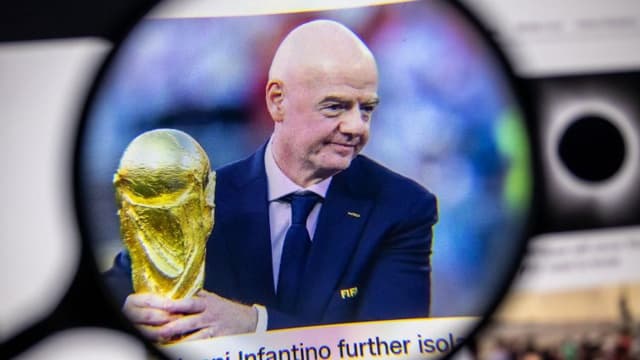 UEFA, AFC e Concacaf unem-se contra Infantino e exigem investigação independente à crise na FIFA