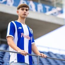 <![CDATA[ FC Porto segura capitão dos sub-16 com contrato profissional ]]>