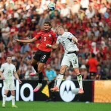 <![CDATA[ Internacional egípcio Hamza Abdelkarim é reforço em definitivo do Barcelona ]]>