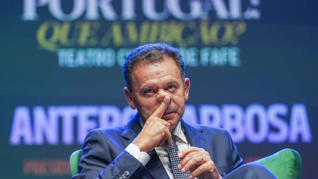 Montenegro sublinha "sinal importante" dado pelo PS