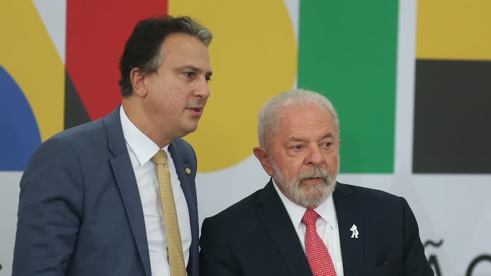 PT barra proposta para reduzir maioridade penal após resistência interna