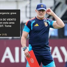 <![CDATA[ Relâmpagos e risco de tornado obrigam a suspender treino da seleção espanhola ]]>